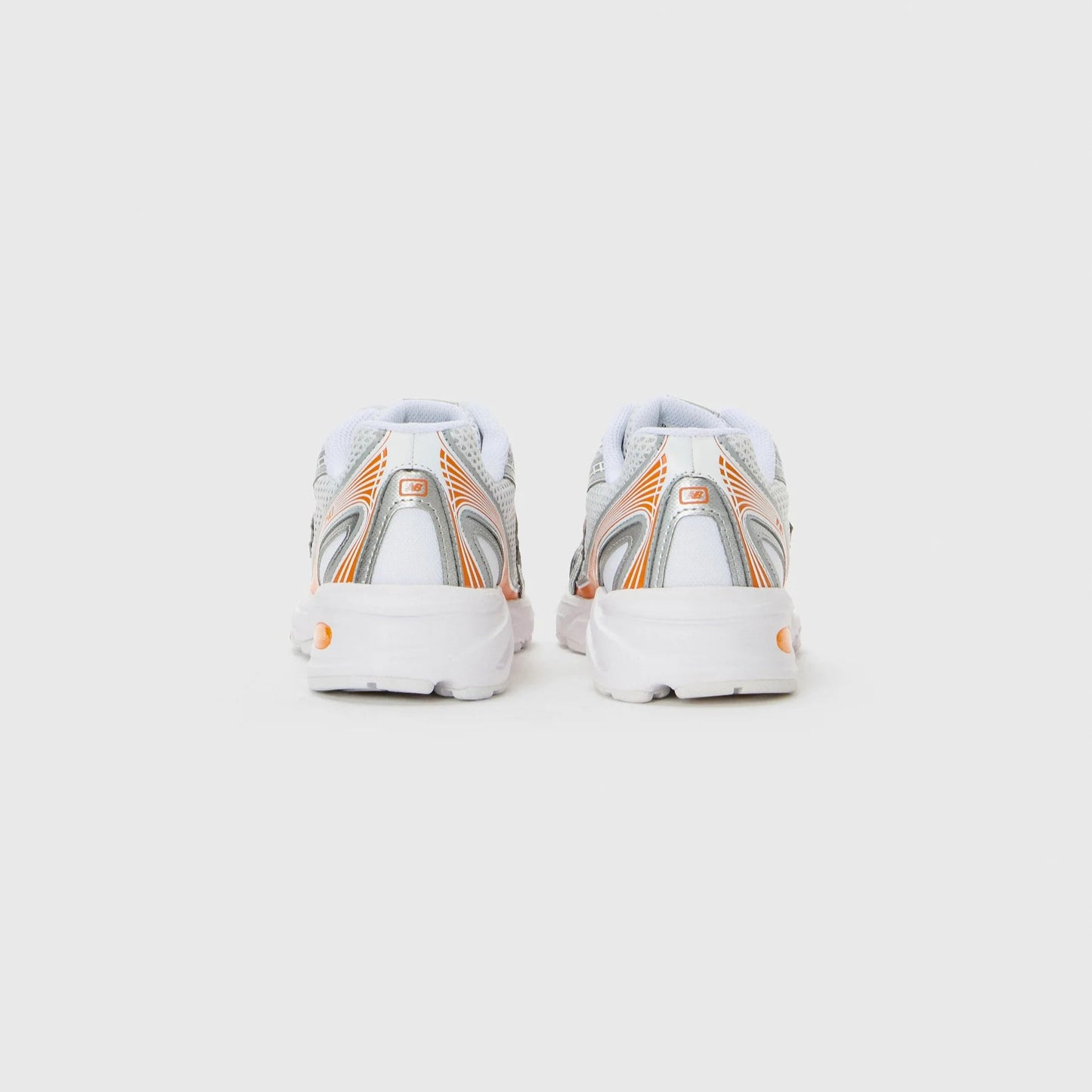 New Balance 740 - Unisex - Classic Orange
