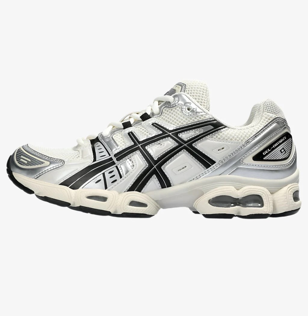 Asics Gel-Nimbus 9 - Unisex - Cream Schwarz