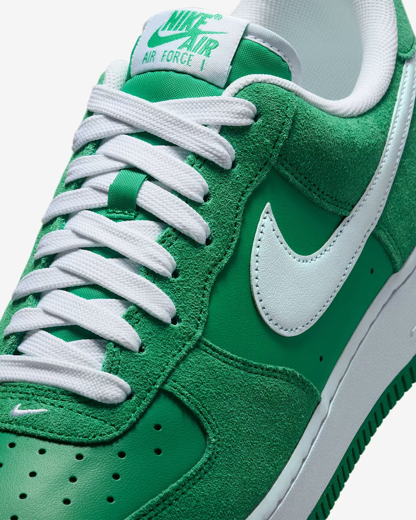 Nike Air Force 1 Low '07 LV8 - Unisex - Stadium Green Wit