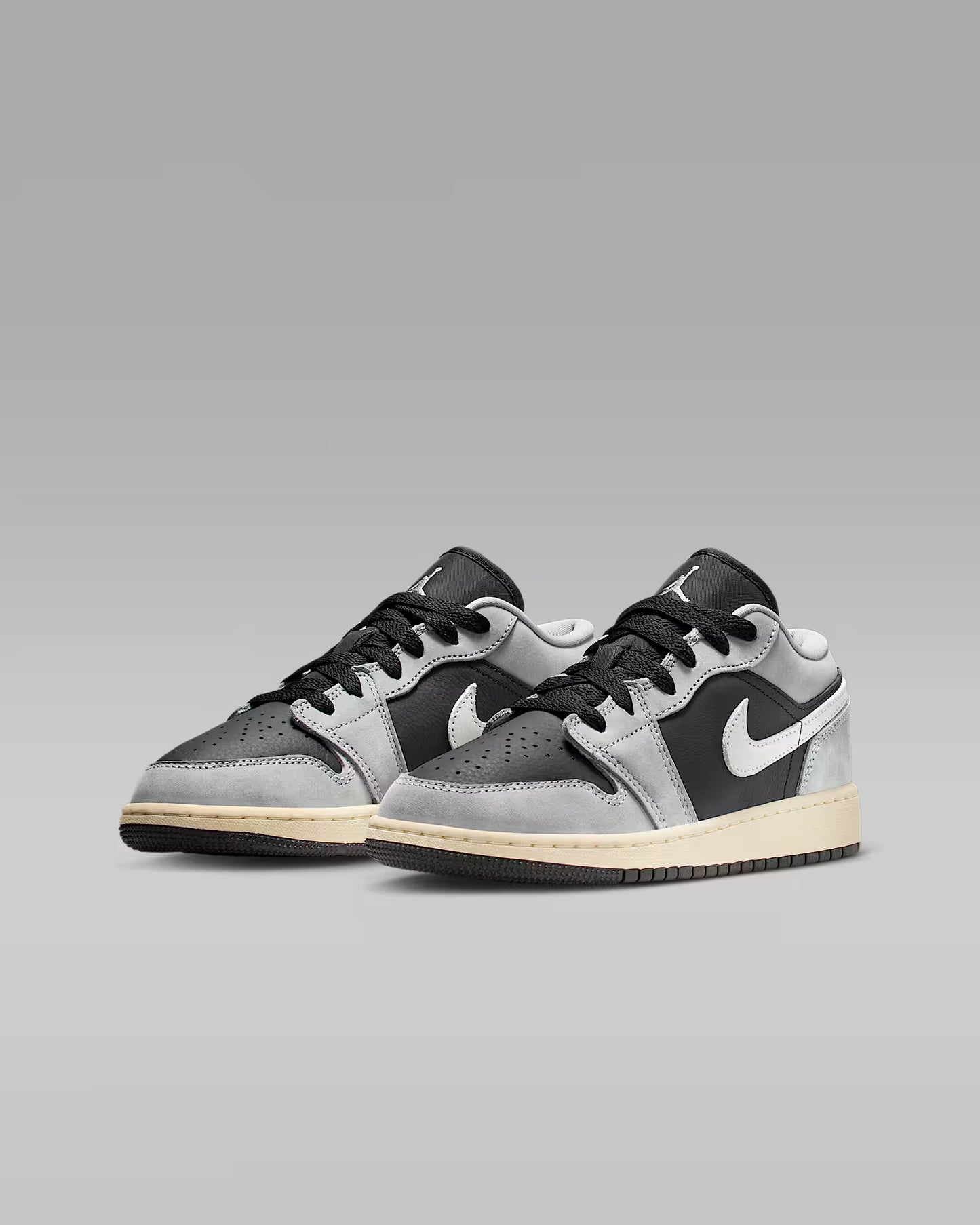 Air Jordan 1 Low - GS - Light Smoke Grey