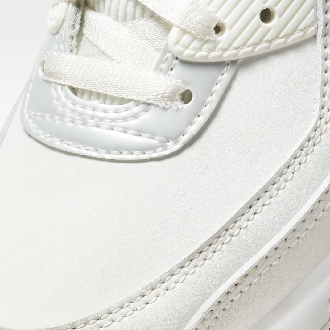 Nike Air Max 90 - Women's - Summit White
