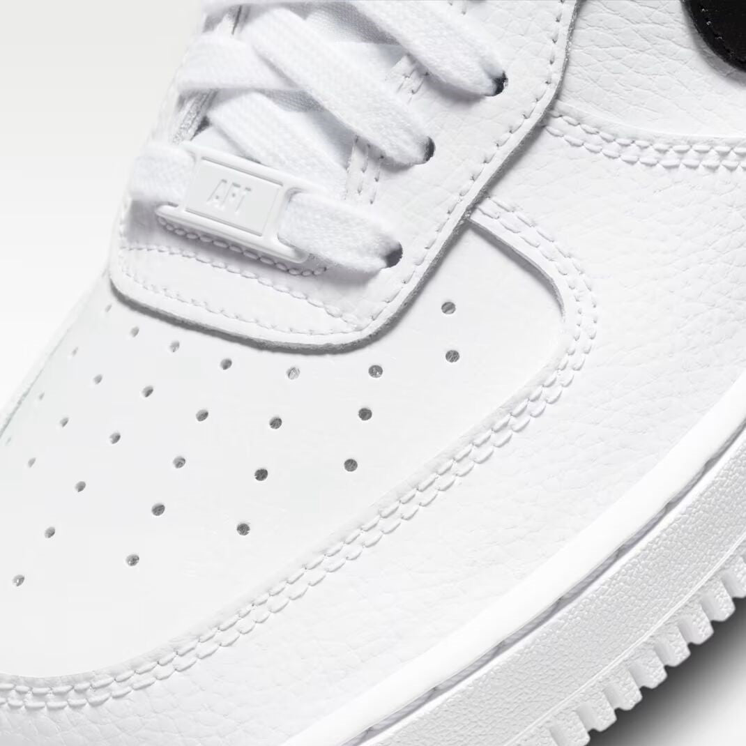 Nike Air Force 1 Low 07 - Women's - White Black
