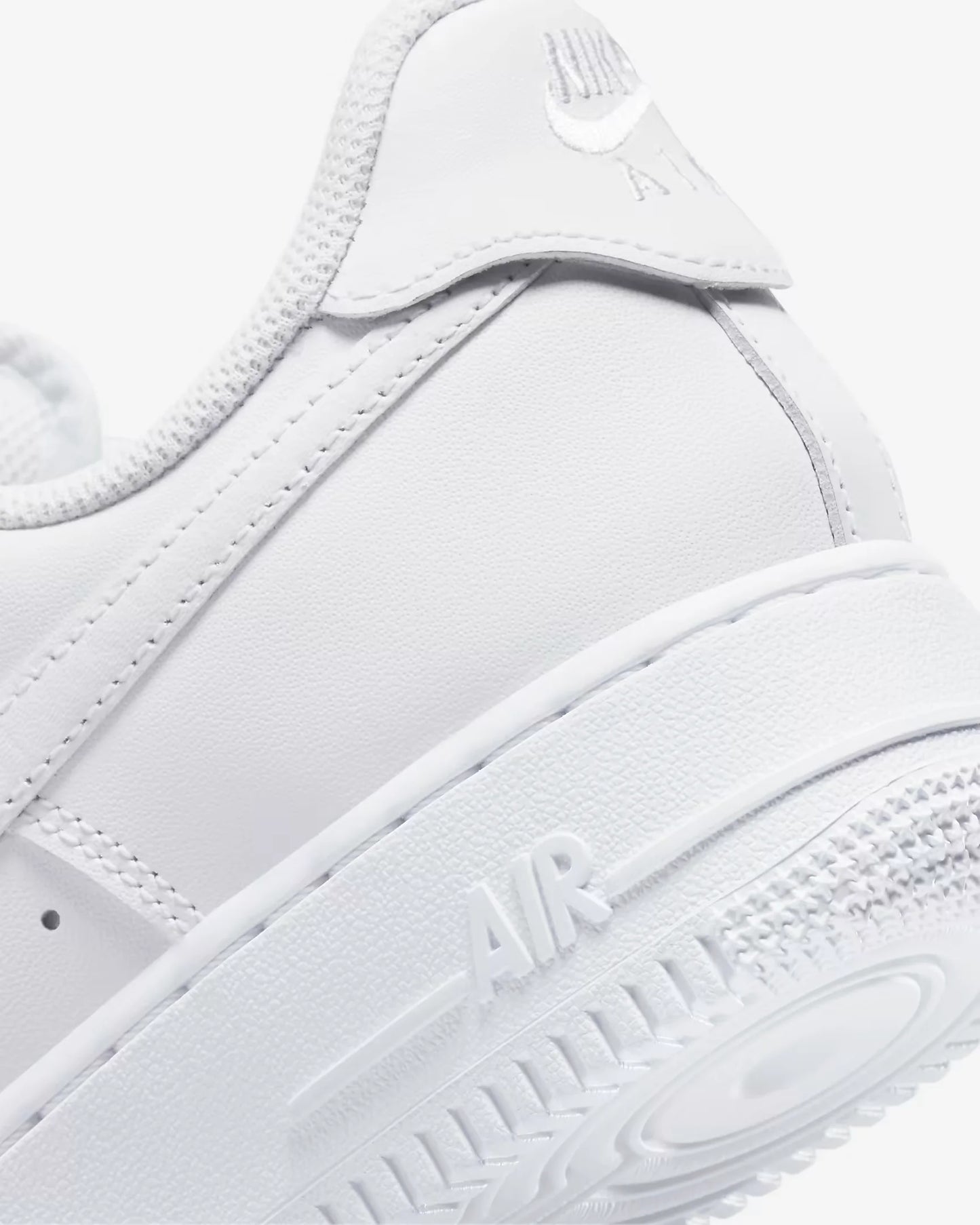 Nike Air Force 1 '07 FlyEase - Women's - Triple White