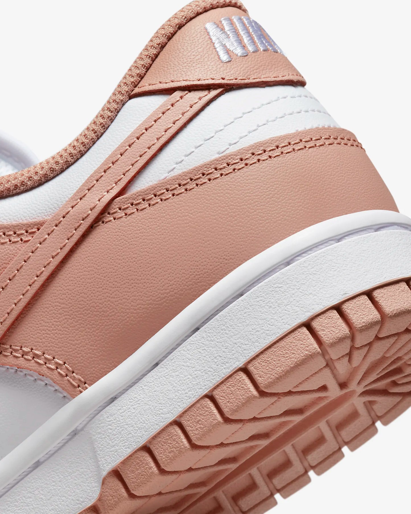 Nike Dunk Low - Dames - Rose Whisper
