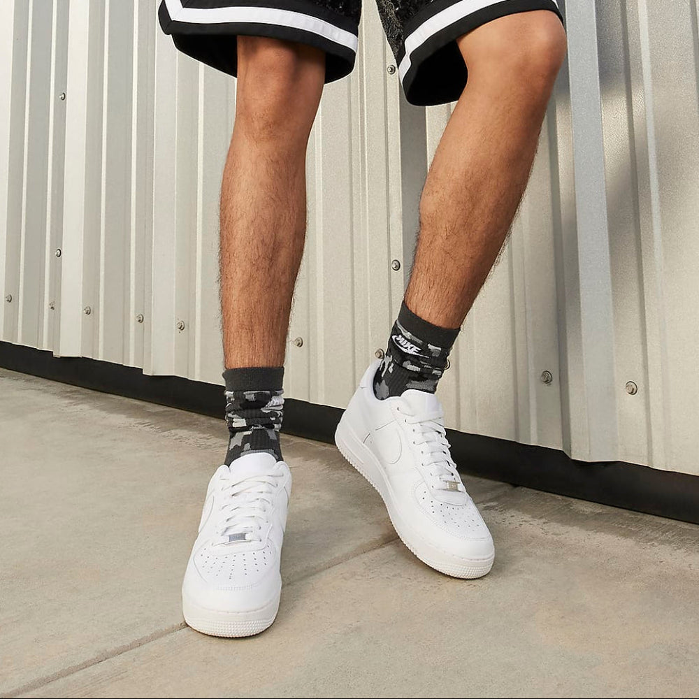 Nike Air Force 1 Low '07 - Unisex - Triple White