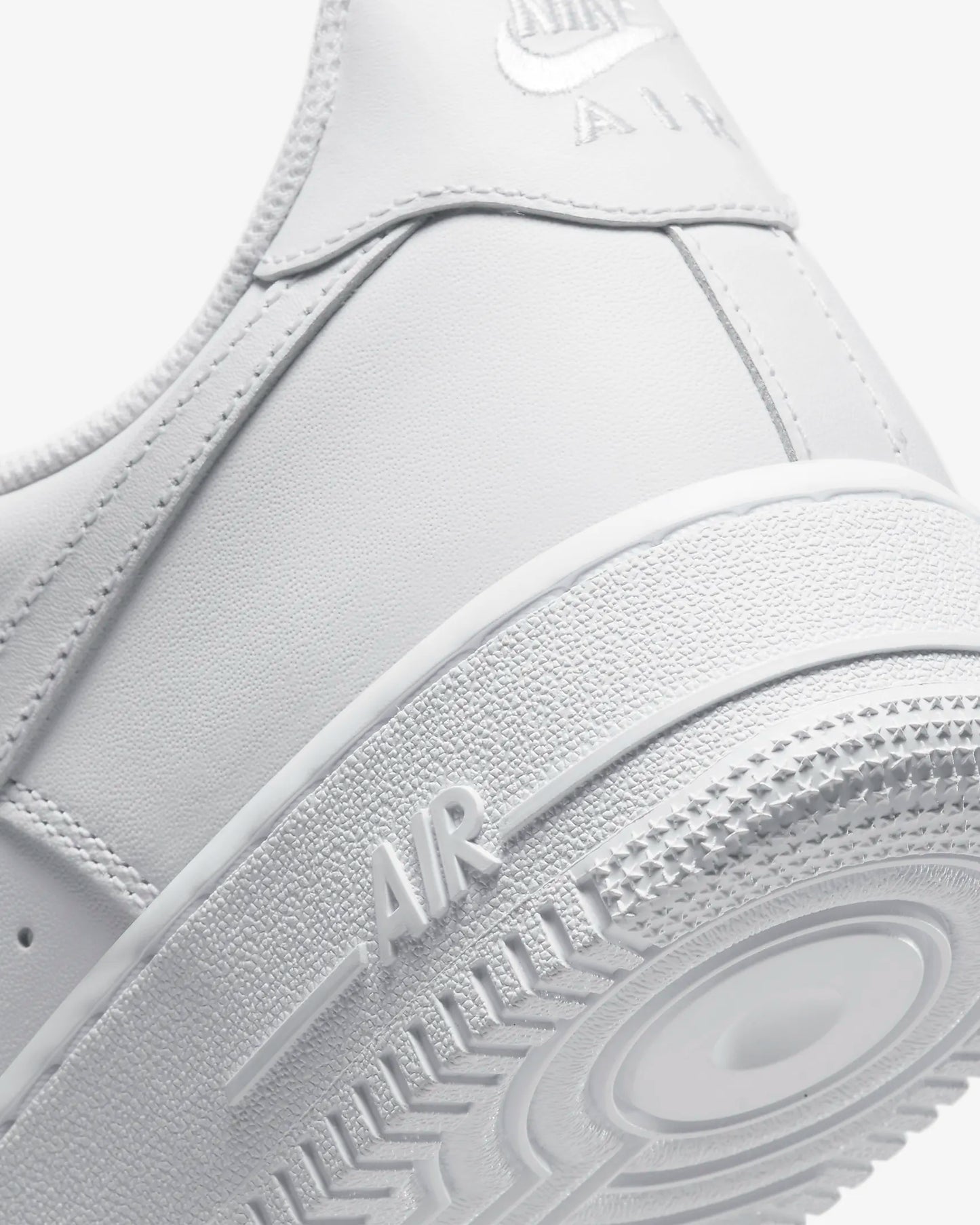 Nike Air Force 1 Low '07 - Unisex - Triple Wit