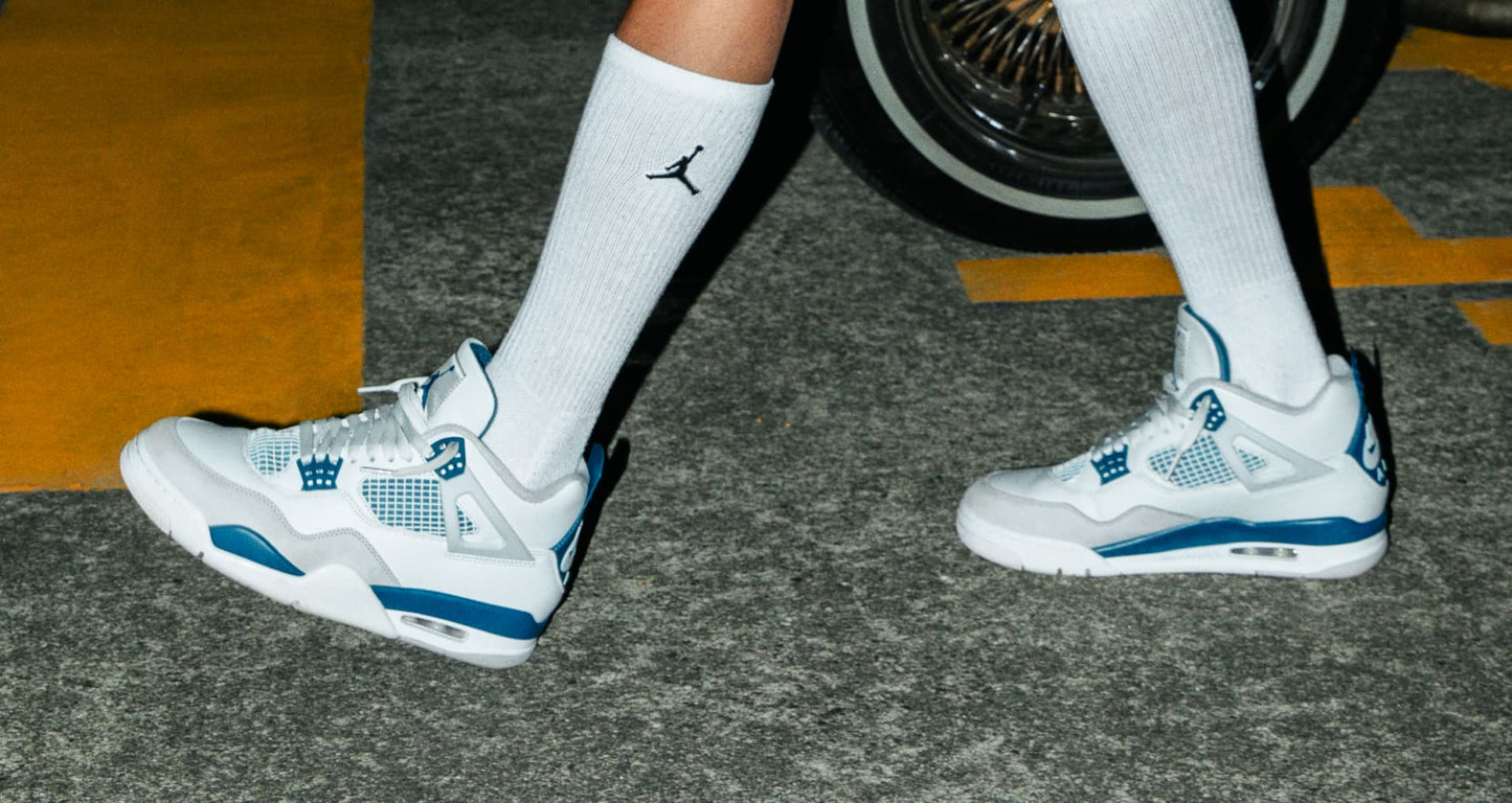 Air Jordan 4 Retro - Unisex - Military Blauw