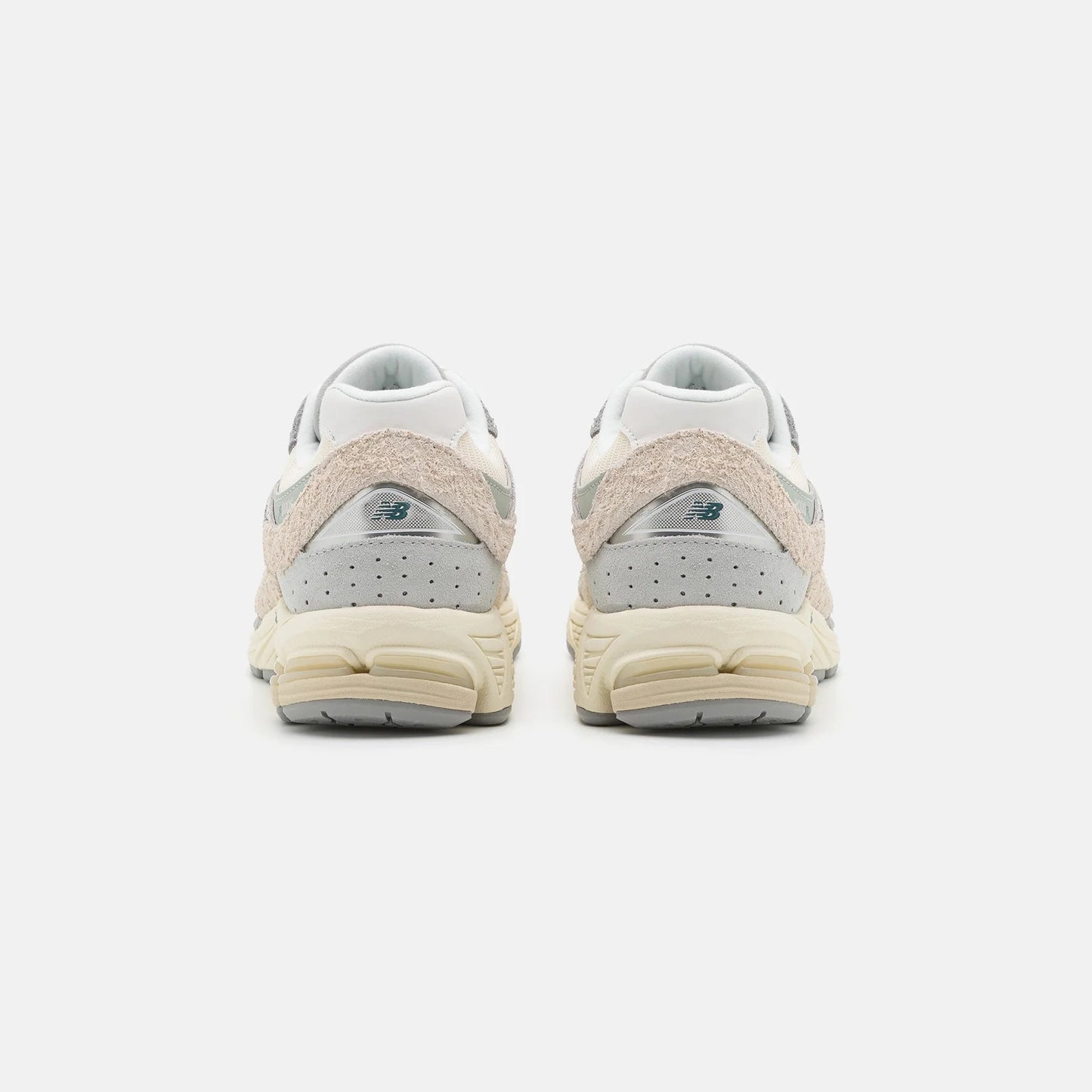 New Balance 2002R - Unisex - Linen