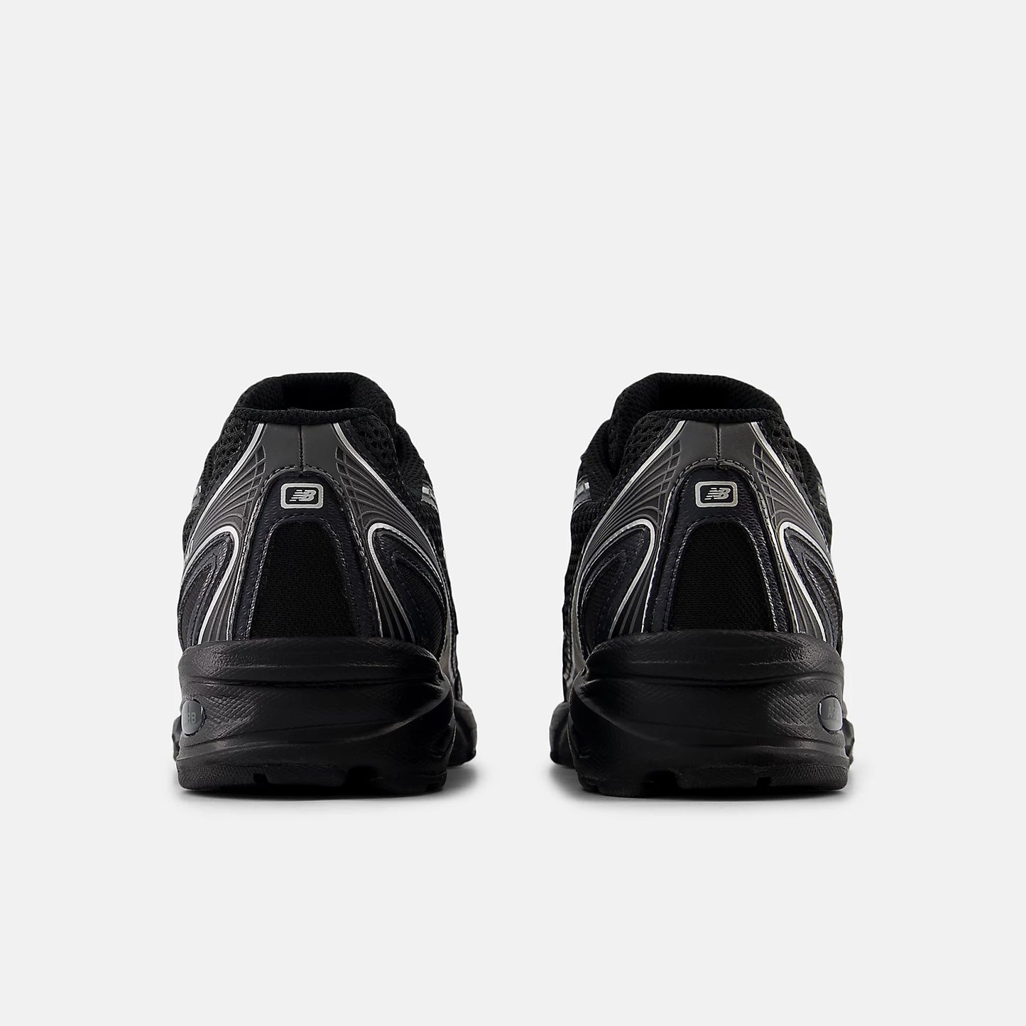 New Balance 740v2 - Unisex - Black Metallic