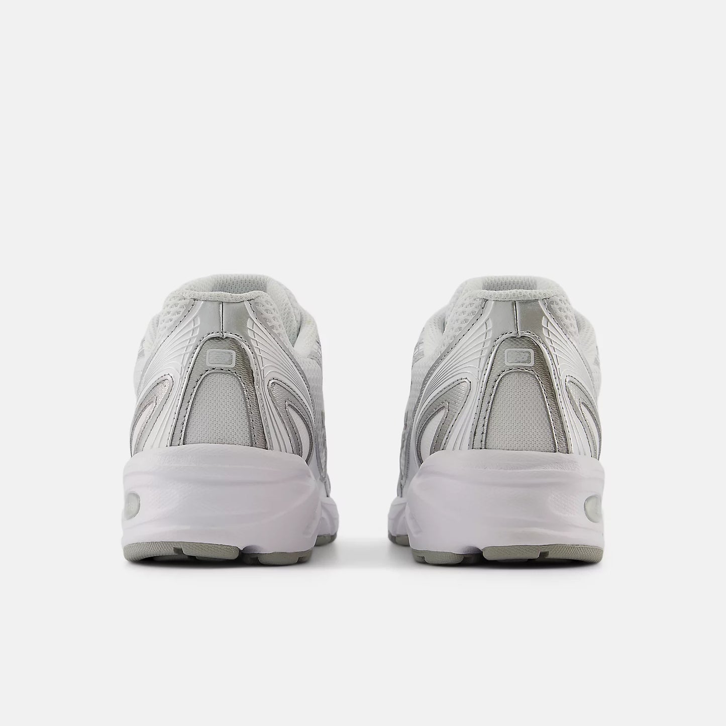 New Balance 740 - Unisex - Triple White Silver