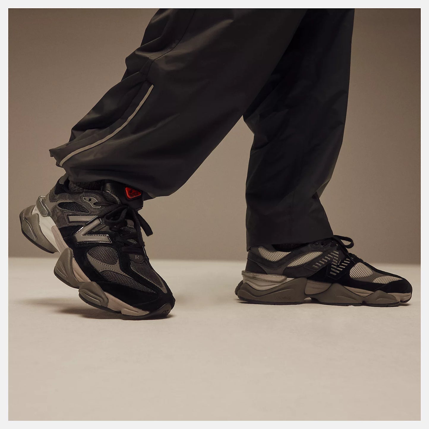 New Balance 9060 - Unisex - Black Castlerock