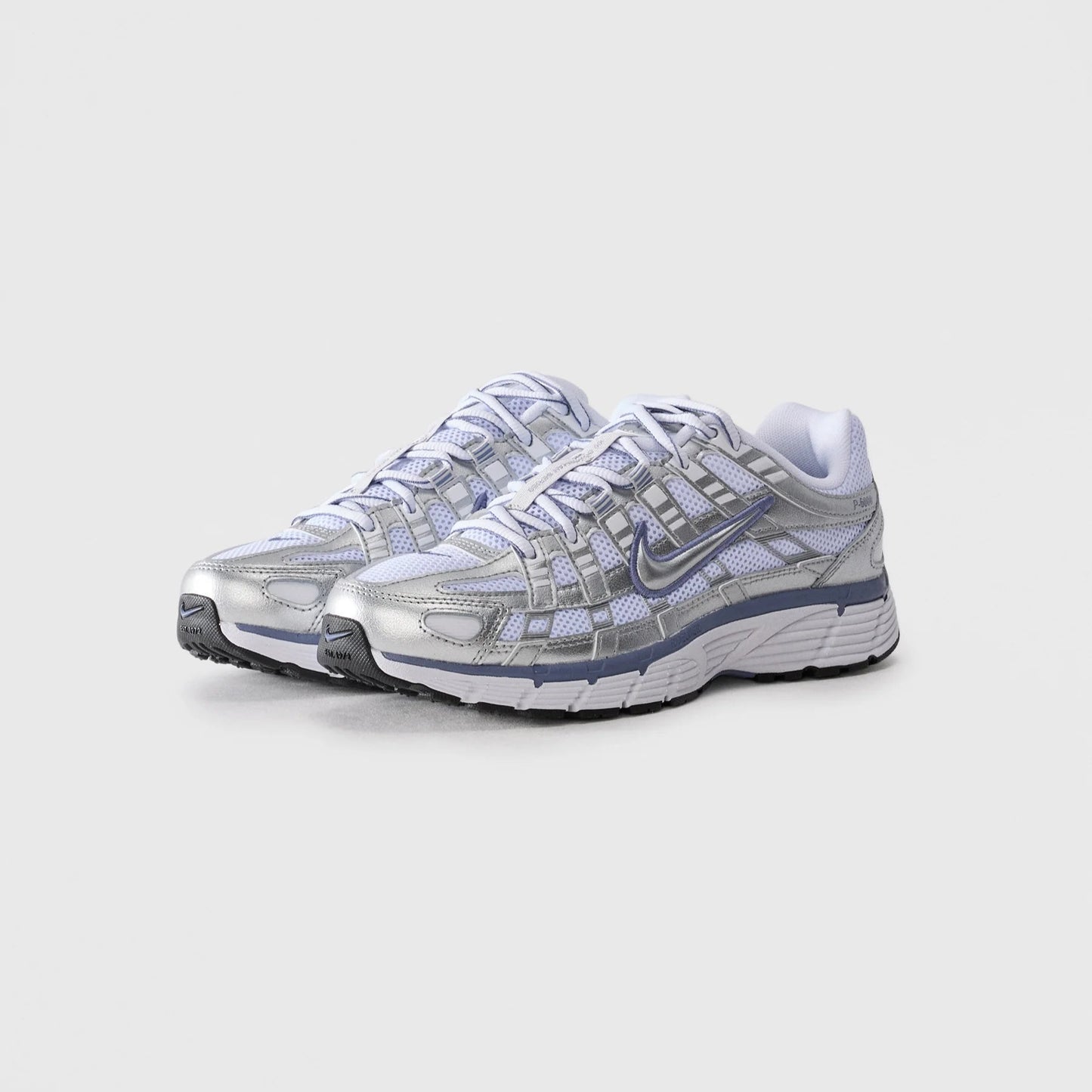 Nike P-6000 - Unisex - Metallic Silver World Indigo