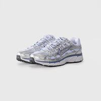 Nike P-6000 - Unisex - Metallic Silver World Indigo
