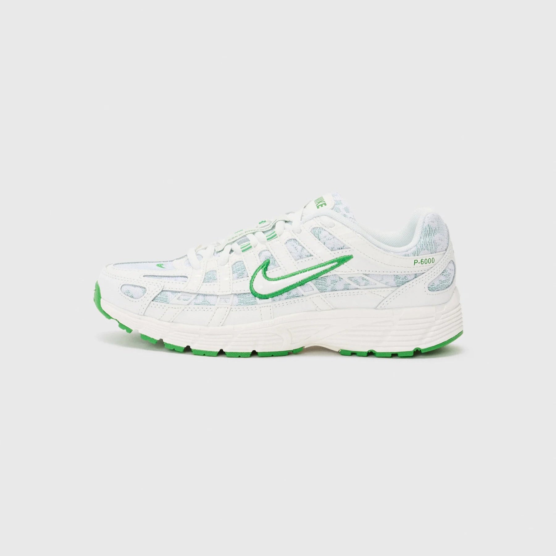 Nike P-6000 - Unisex - Kelly Green