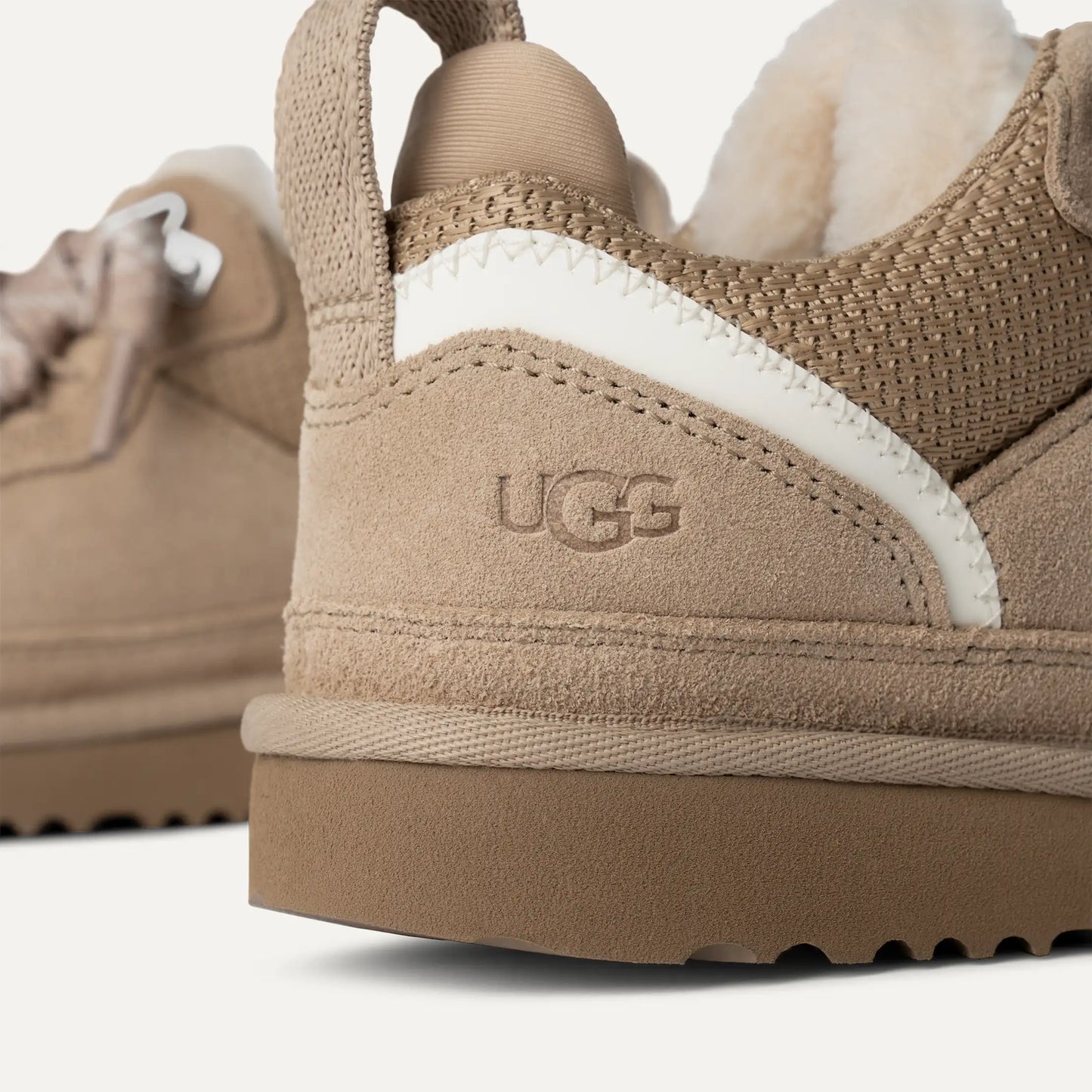 UGG Lowmel - Niños  - Sand