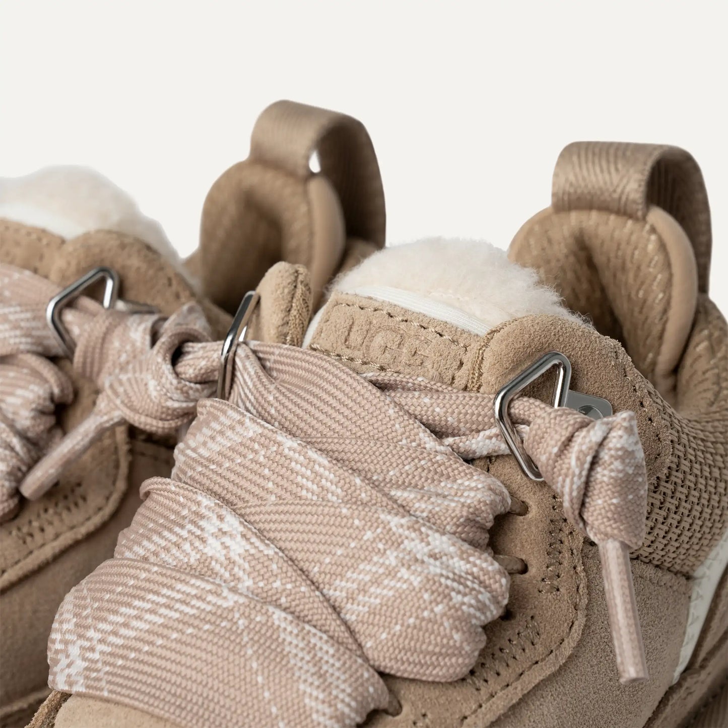 UGG Lowmel - Niños  - Sand