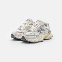 New Balance 9060 - Unisex - Sea Salt White