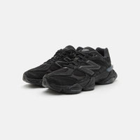 New Balance 9060 - Unisex - Black