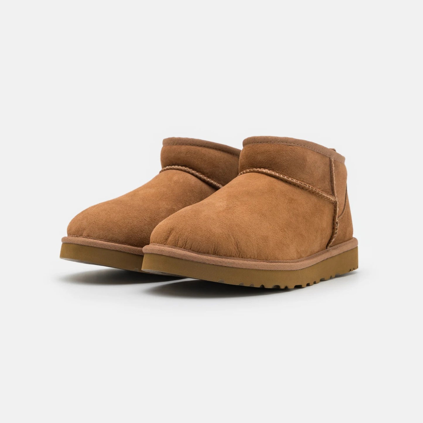 UGG Classic Ultra Mini Boot - Unisex - Chestnut