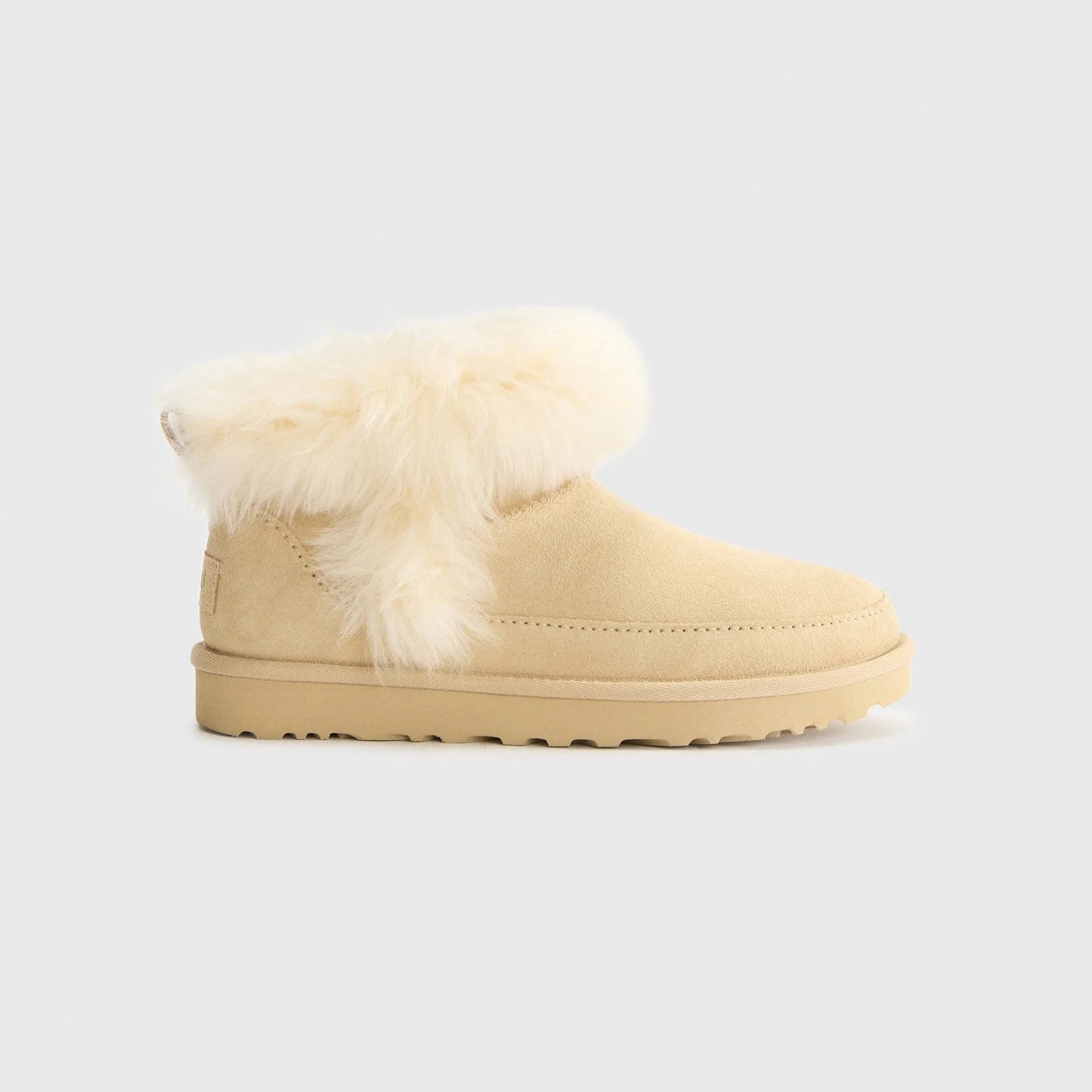 UGG Classic Ultra Mini Chalet Boot - Women's - Sandcastle