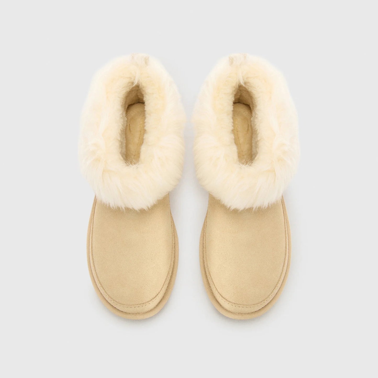 UGG Classic Ultra Mini Chalet Boot - Women's - Sandcastle