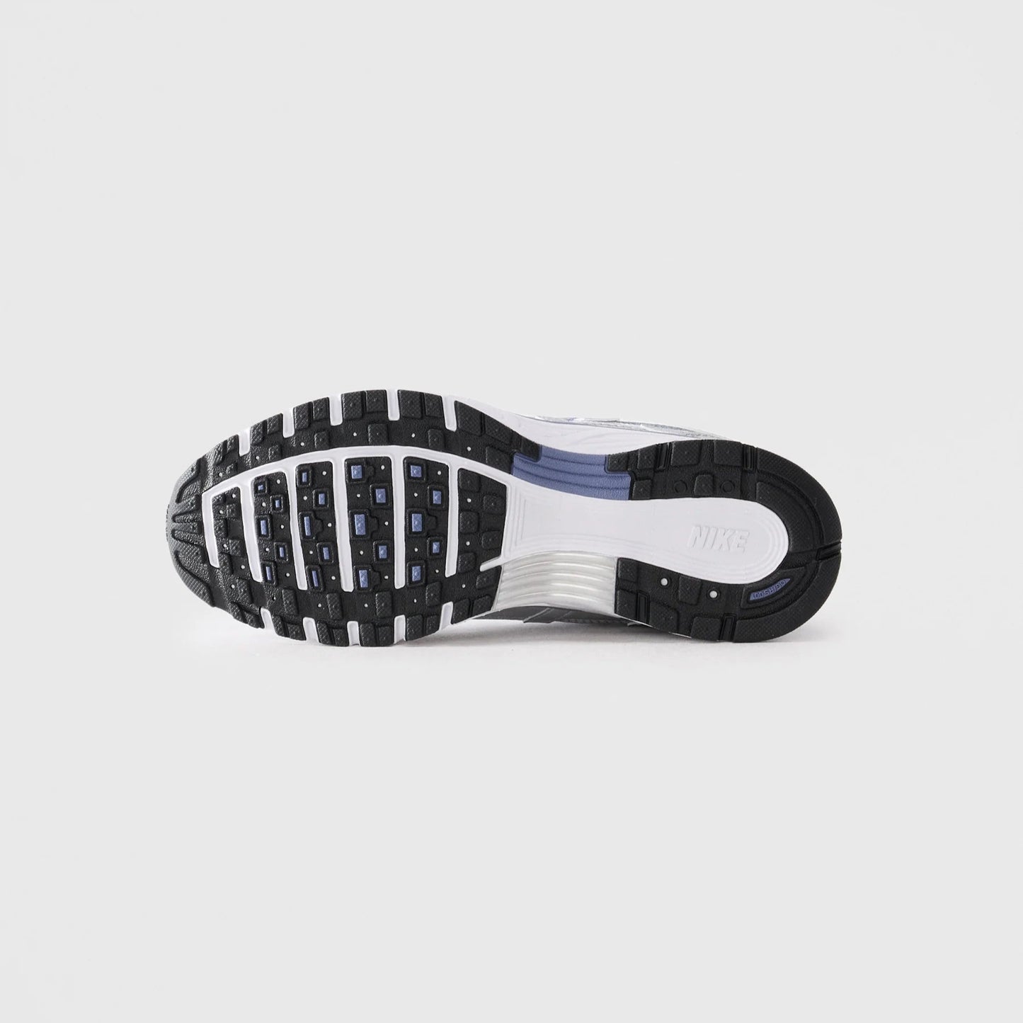 Nike P-6000 - Unisex - Metallic Silver World Indigo