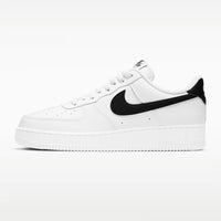 Nike Air Force 1 07 - Unisex - White Black