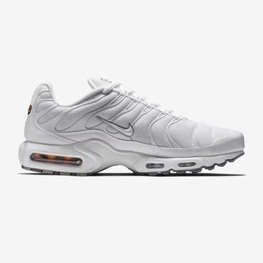 Nike Air Max Plus - Unisex - Triple Wit