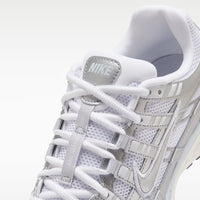 Nike P-6000 - Unisex - White Metalic Silver Blue Tint