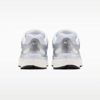 Nike P-6000 - Unisex - White Metalic Silver Blue Tint