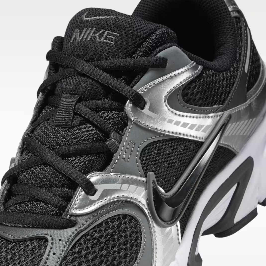 Nike V5 RNR - Unisex - Grey Anthracite