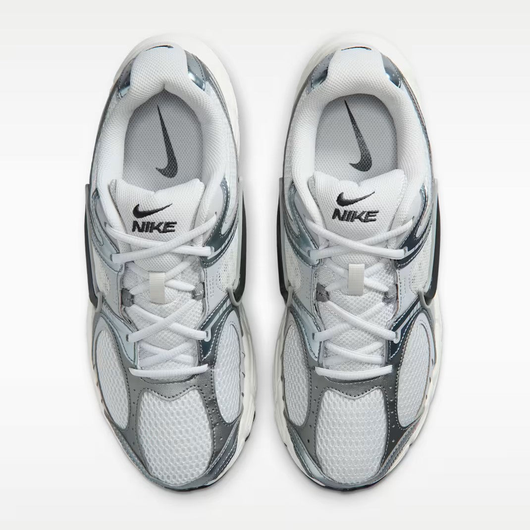 Nike V5 RNR - Unisex - Dark Smoke Grey