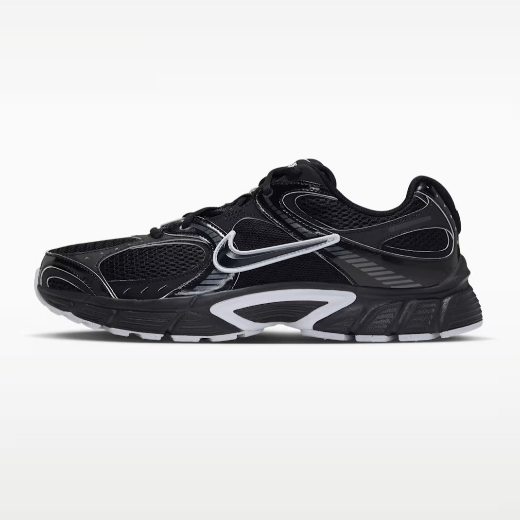 Nike V5 RNR - Unisex - Black Dark Smoke Grey