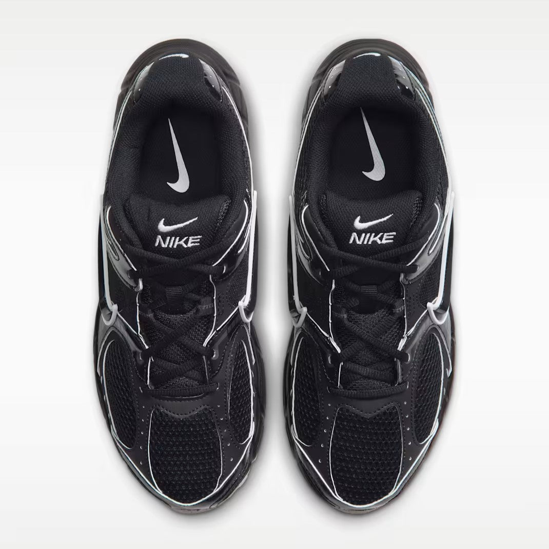 Nike V5 RNR - Unisex - Black Dark Smoke Grey