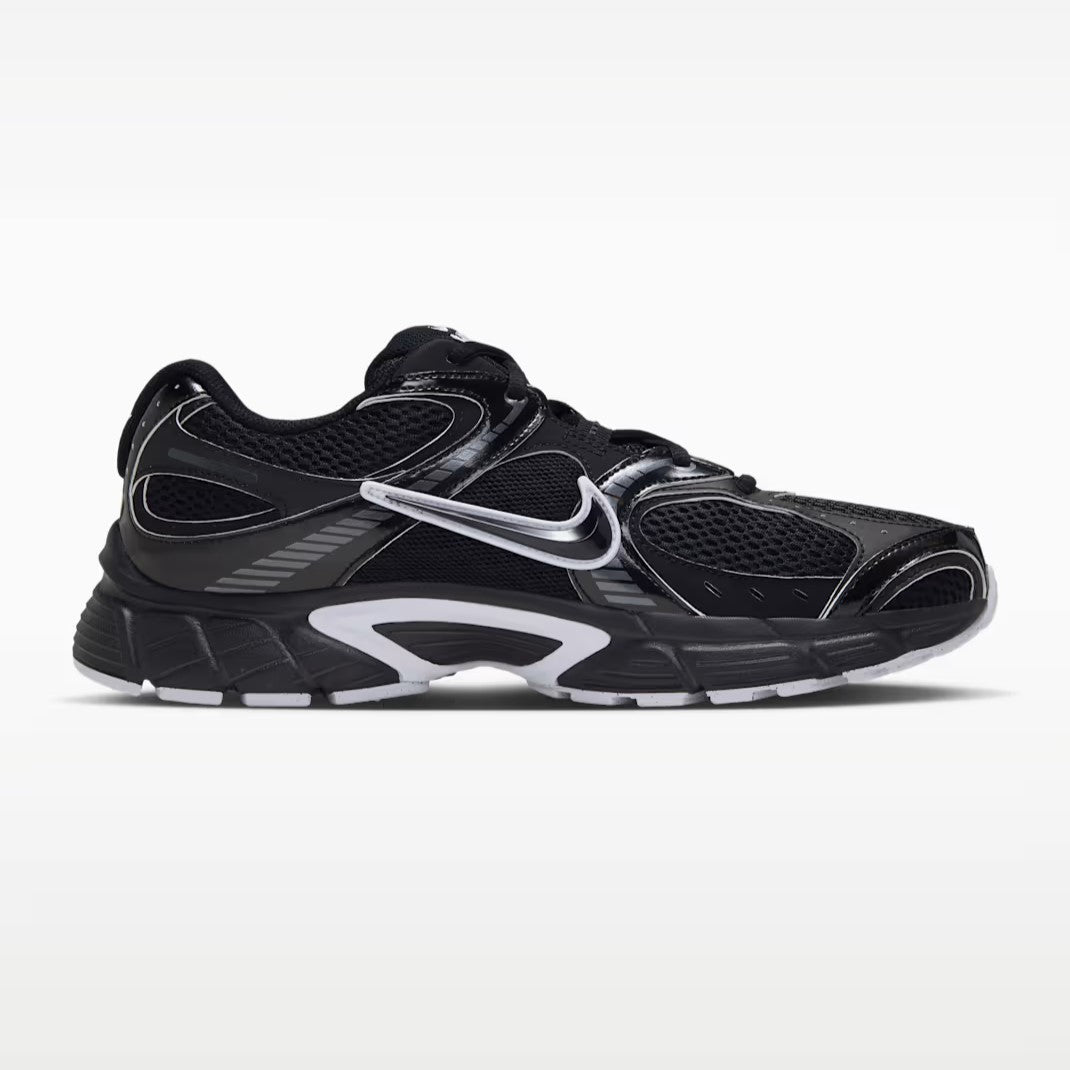 Nike V5 RNR - Unisex - Black Dark Smoke Grey