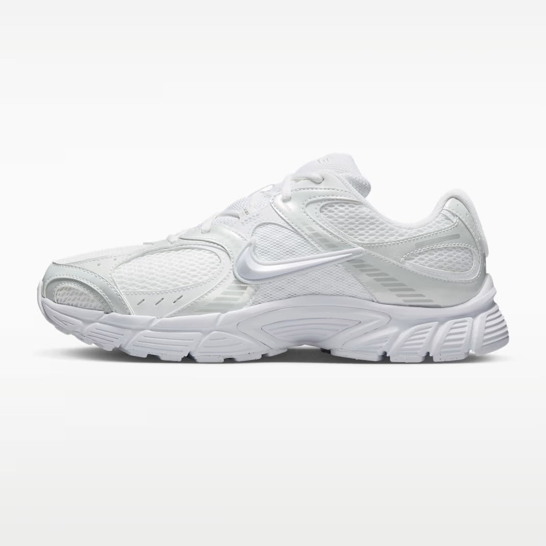 Nike V5 RNR - Unisex - White Metallic Silver