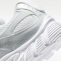 Nike V5 RNR - Unisex - White Metallic Silver
