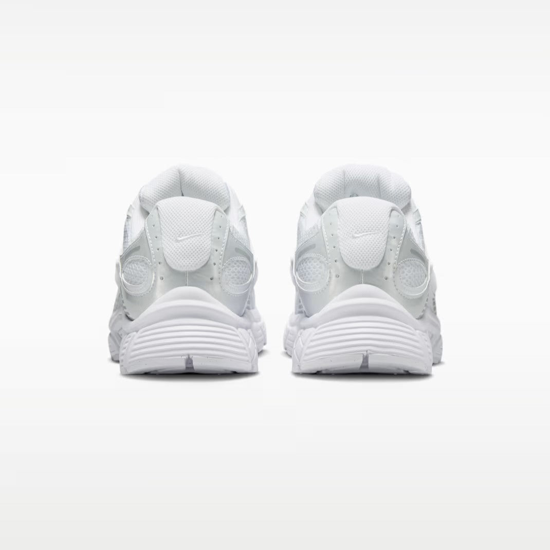 Nike V5 RNR - Unisex - White Metallic Silver
