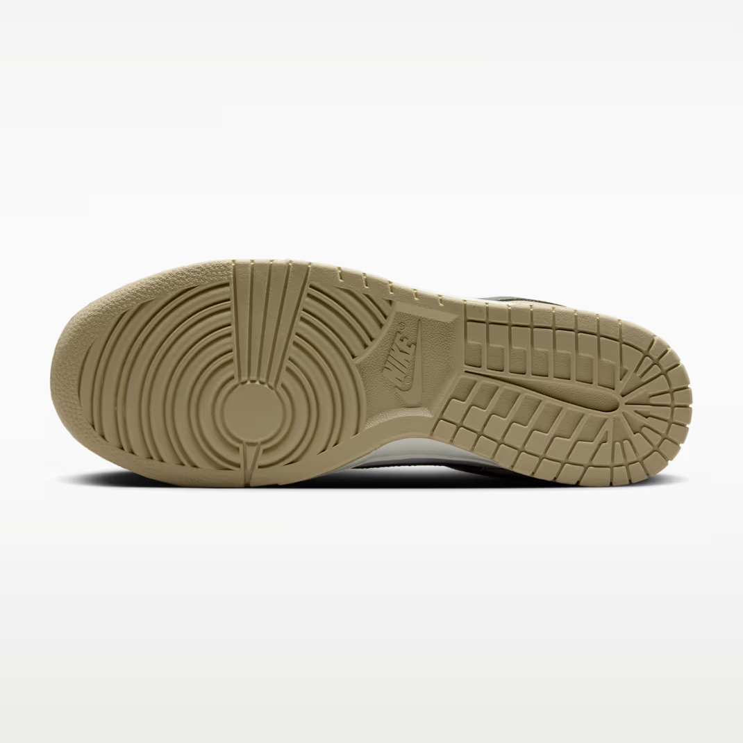 Nike Dunk Low - Unisex - Desert Khaki
