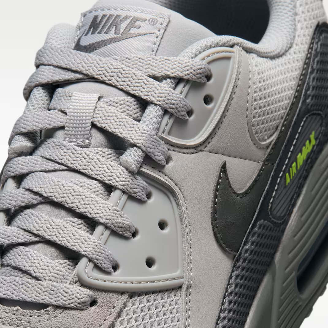 Nike Air Max 90 - Unisex - Mesh Mudguard Volt Iron Grey