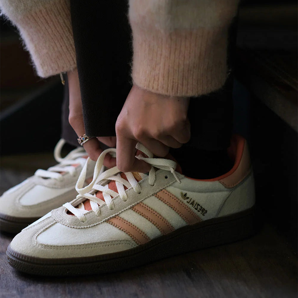 adidas Handball Spezial - Femme - Cream Blanc Coral Velvet