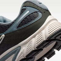 Nike V5 RNR - Unisex - Newsprint