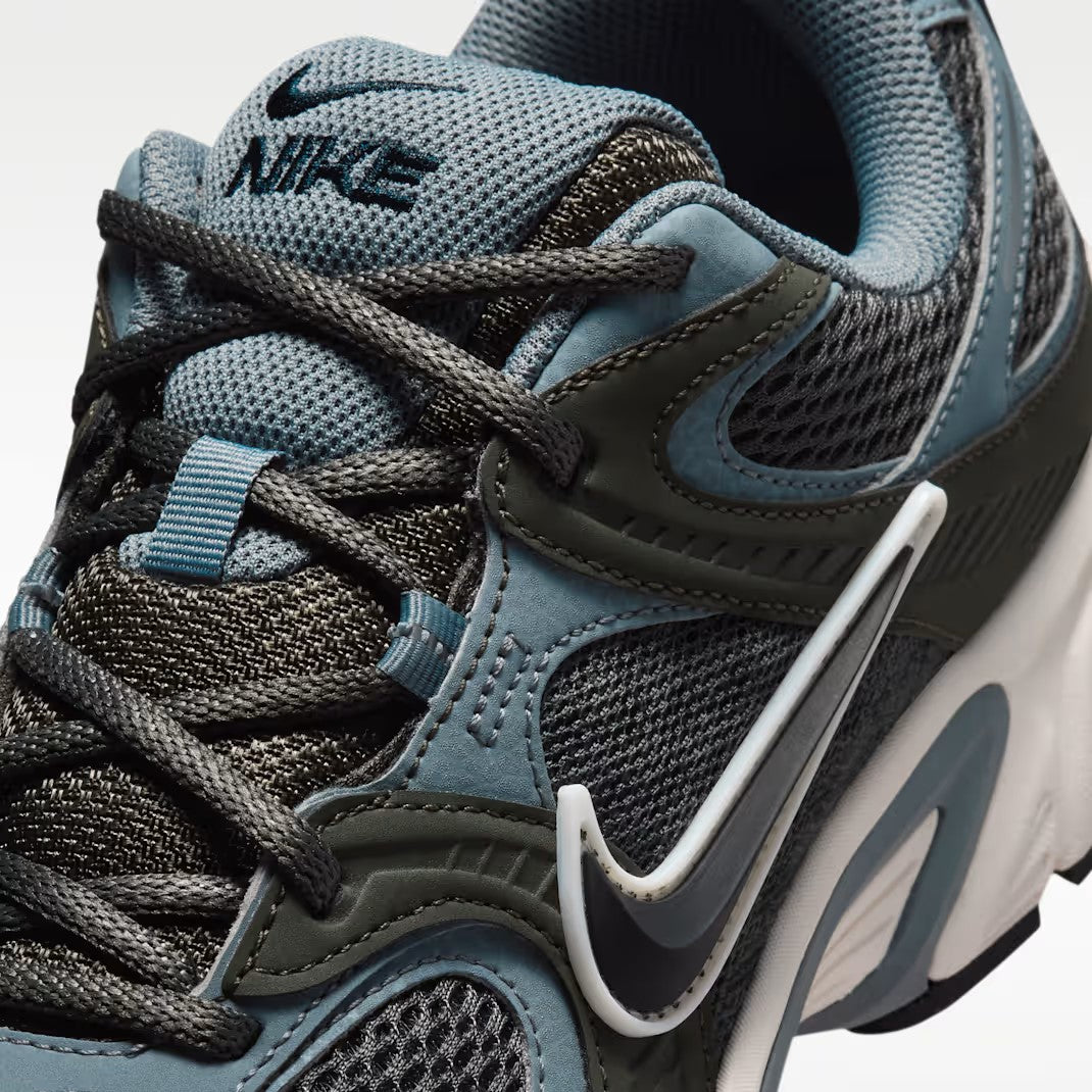 Nike V5 RNR - Unisex - Newsprint