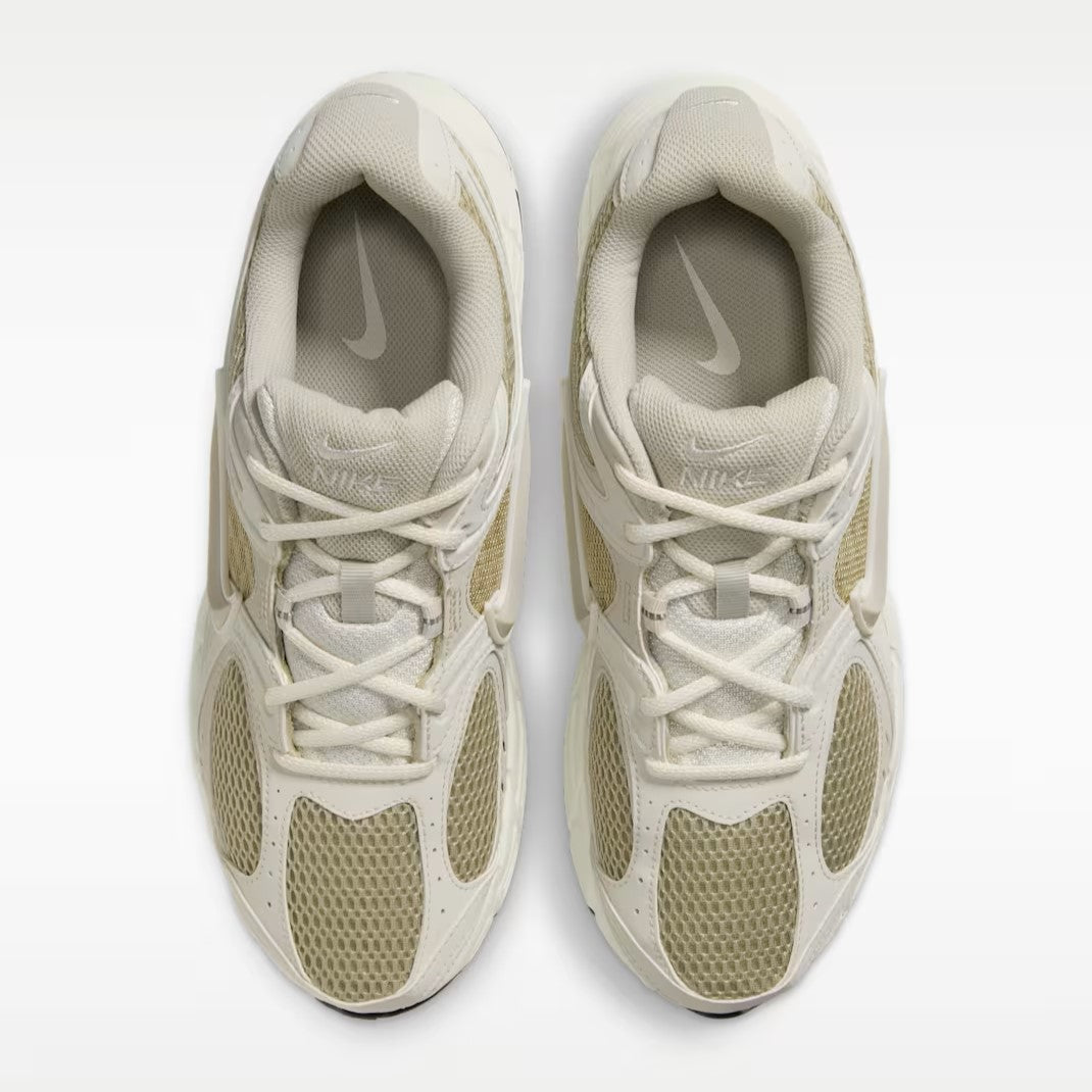 Nike V5 RNR - Unisex - Desert Khaki Light Bone