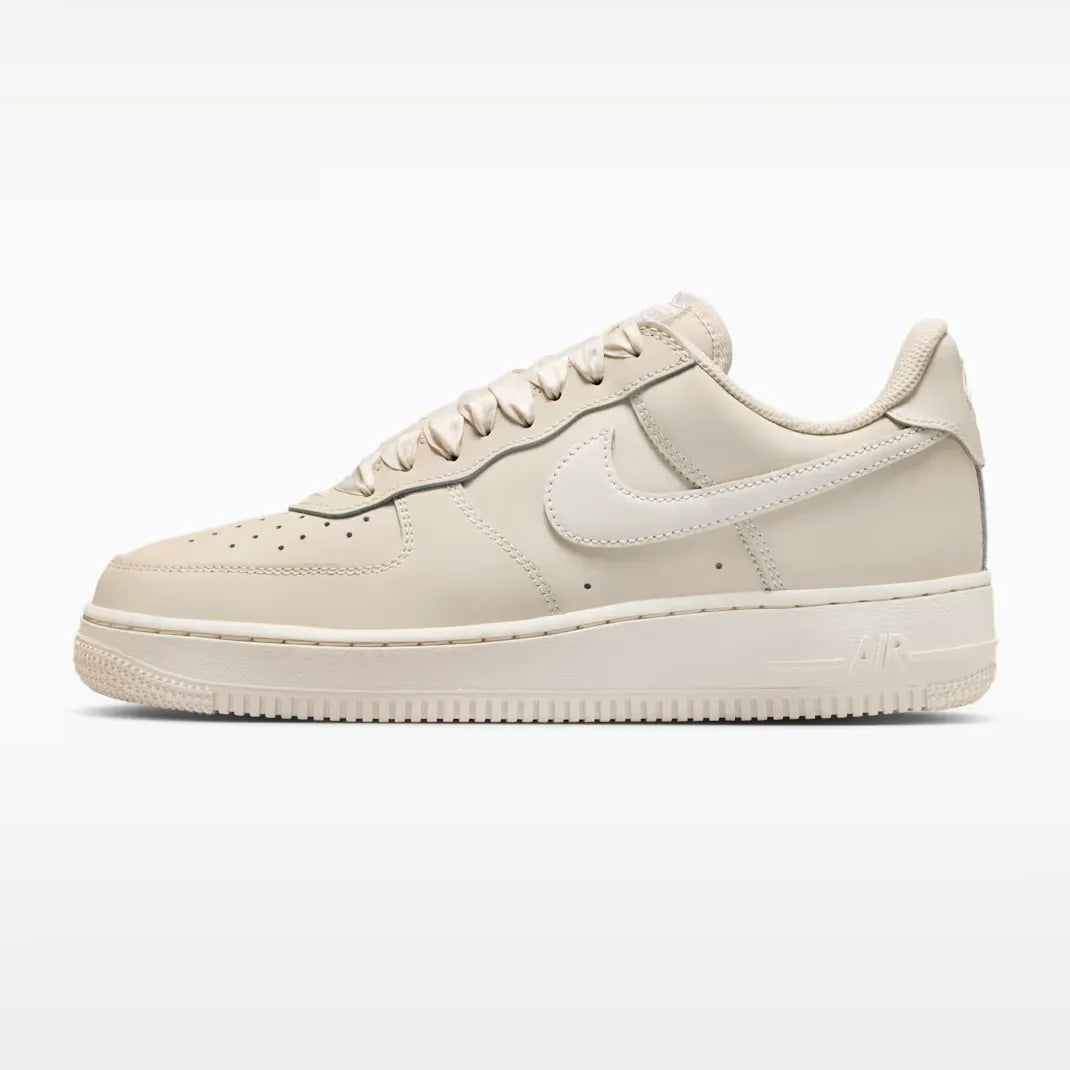 Nike Air Force 1 Low Retro Premium - Women's - Oatmeal Pale Ivory