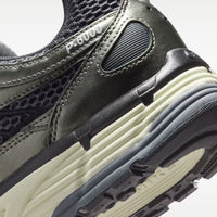 Nike P-6000 SE - Unisex - Anthracite Black Metallic