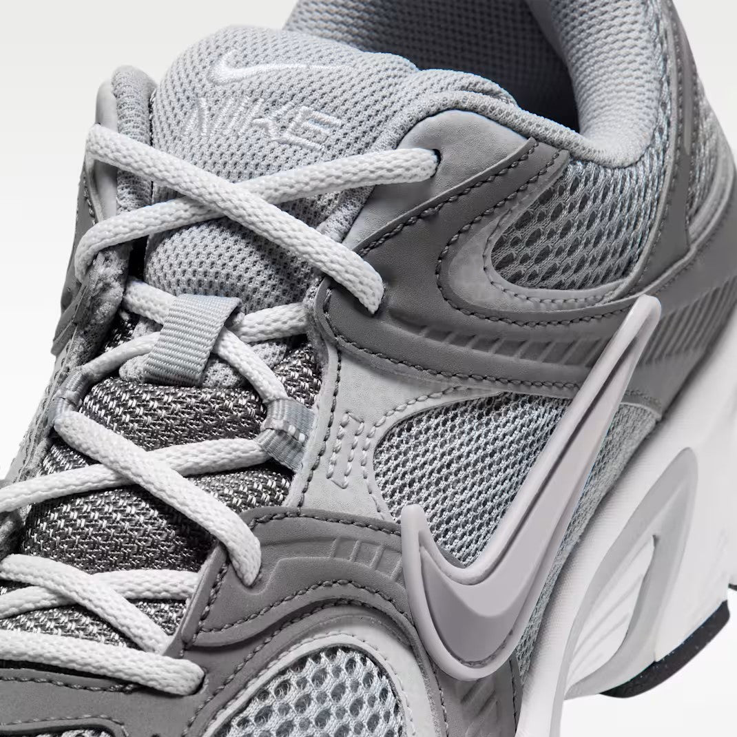 Nike V5 RNR - Unisex - Particle Grey