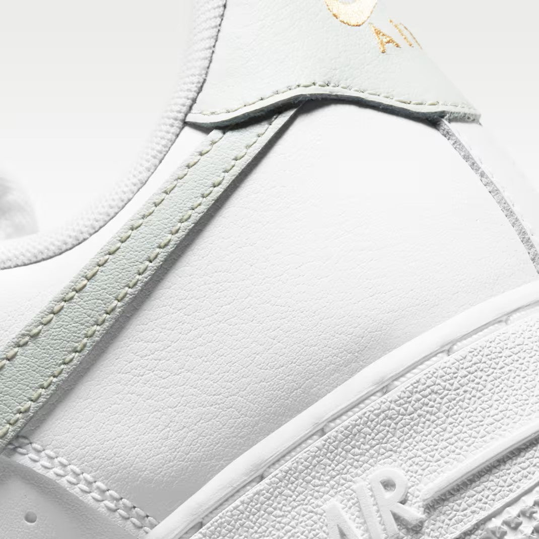 Nike Air Force 1 '07 Essential - Women's - Light Silver