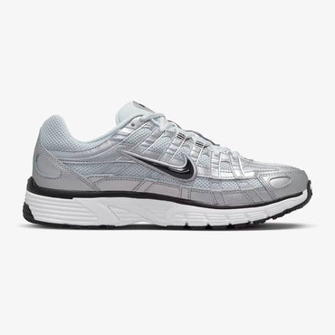 Nike P-6000 - Unisex - Metallic Silver