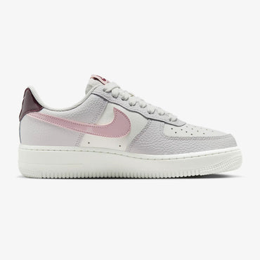 Nike Air Force 1 '07 - Women's - Plum Chalk